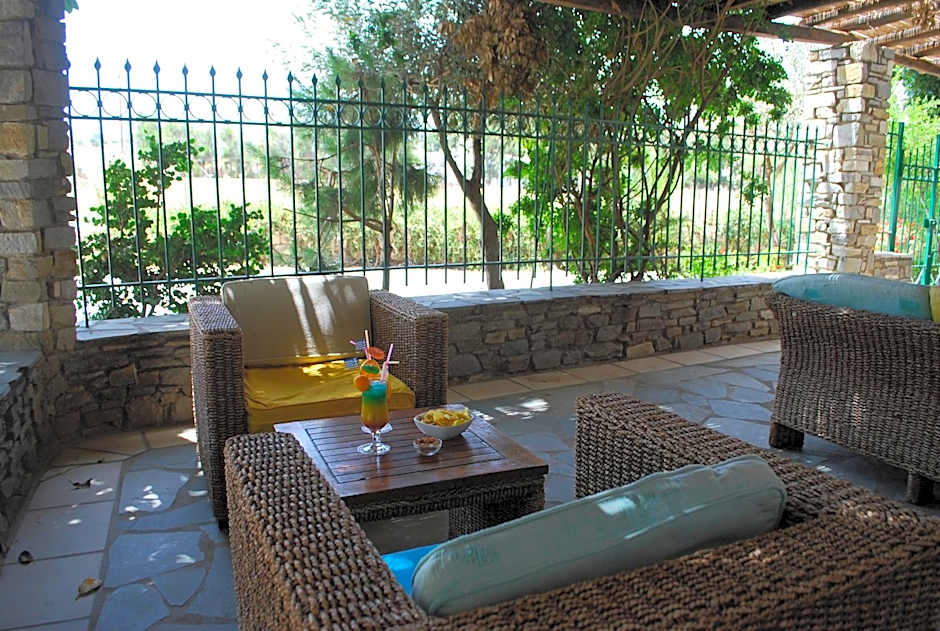 Siroco's Rooms And Studios