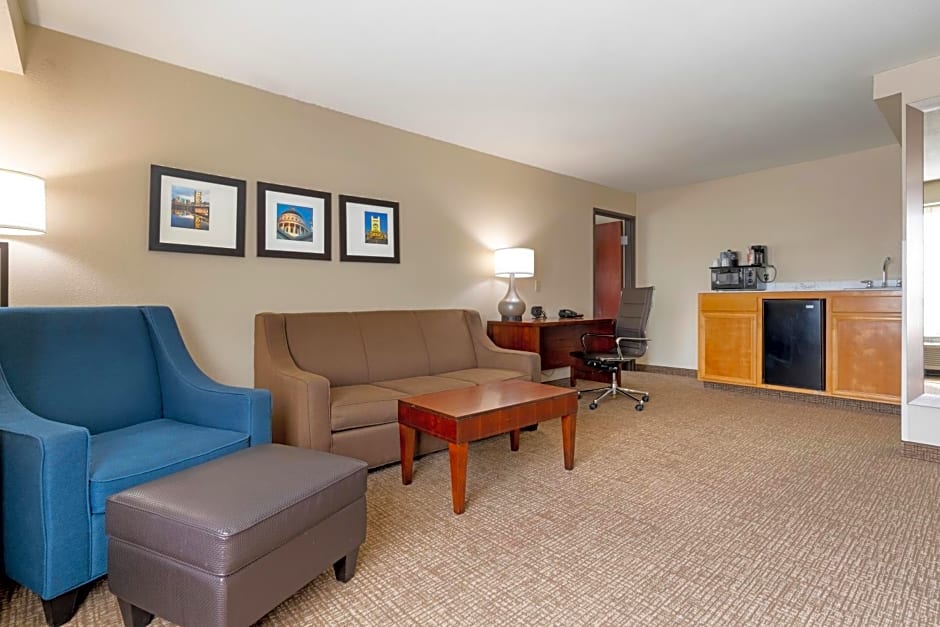 Comfort Suites Downtown Sacramento