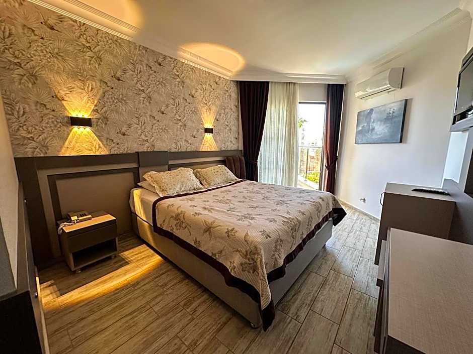 Monte Carlo Hotel