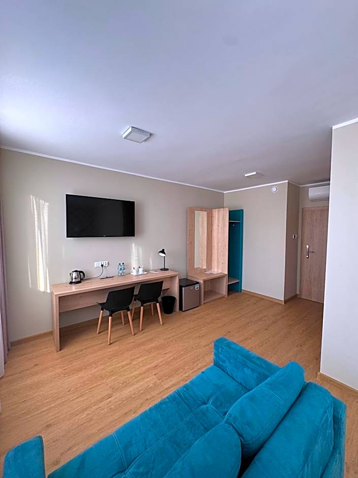 Carina Hotel