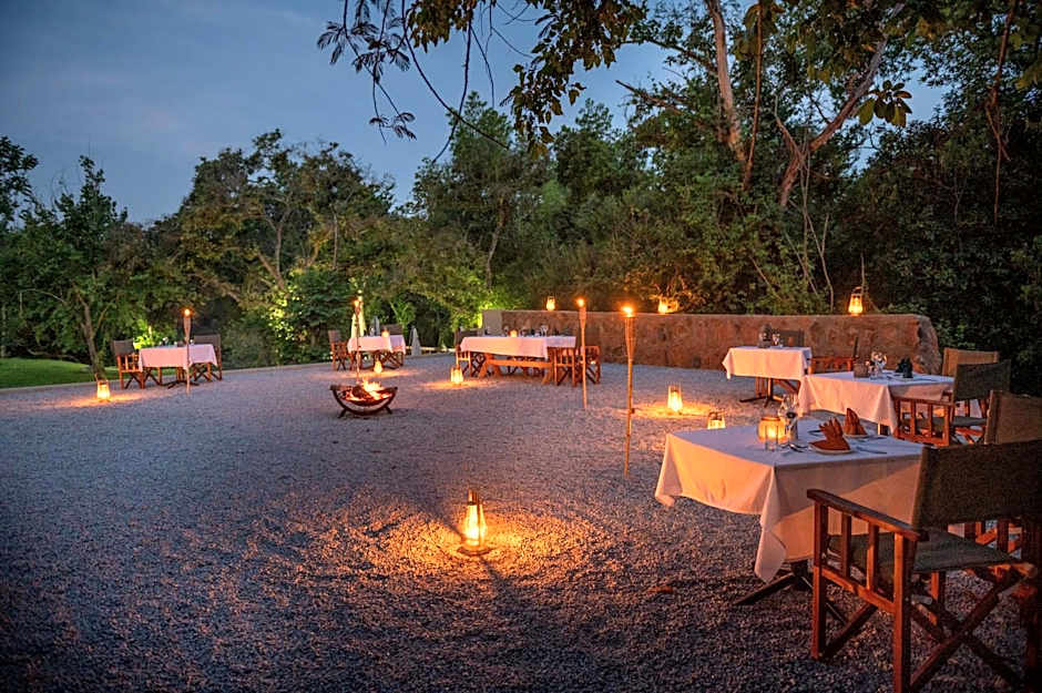 Bushbaby Valley Lodge