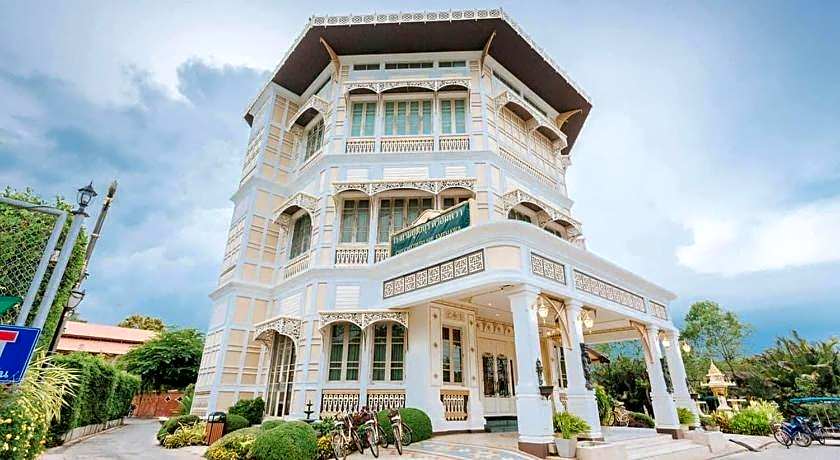 Chuchaiburi Sri Amphawa