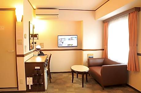 Toyoko Inn Osaka Itami Kuko