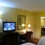 Baymont Inn & Suites by Wyndham The Woodlands