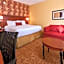 Courtyard by Marriott Richmond West