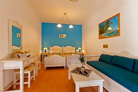 Special Offer - Superior Apartment (2 Adults) with Sea View and Boat Trip and Hikking Tour