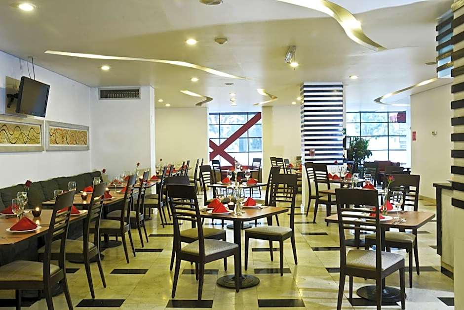 Hotel & Suites PF
