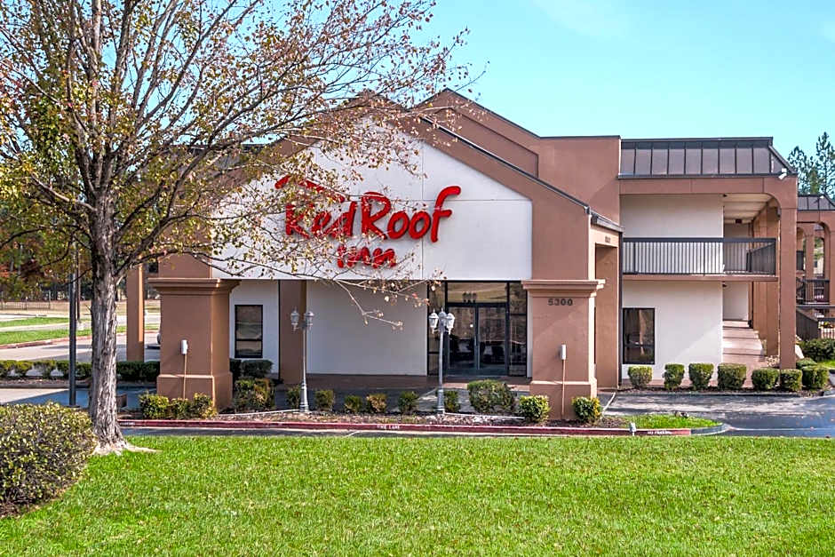 Photo 1 of 28 of Red Roof Inn Texarkana