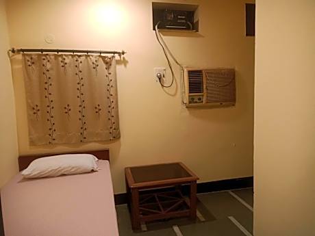 Single Room with Private Bathroom