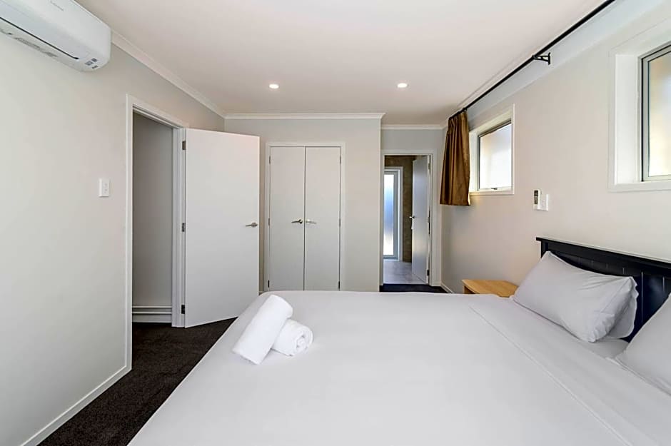 Thermal Oak Motel