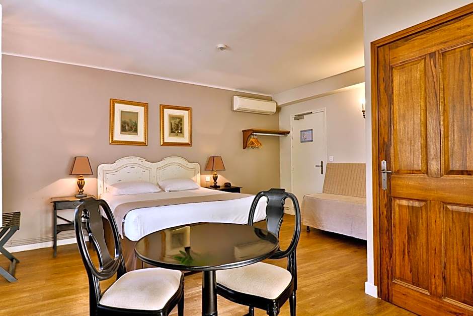 Hotel Du Midi