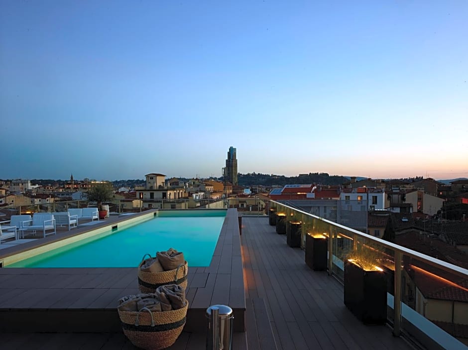Hotel Glance In Florence