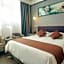 GYA Jiaxing Tongxiang City Century Avenue Hotel
