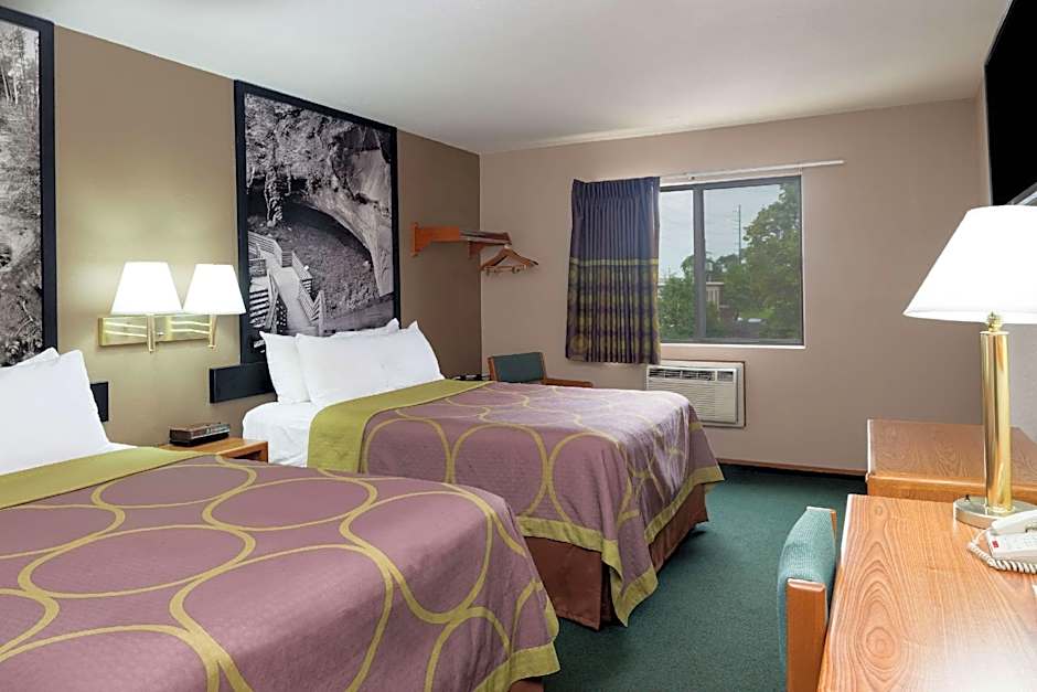 Super 8 by Wyndham Omaha NE