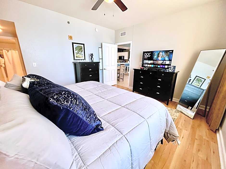 Amazing views! Great beachfront Panama City Condo
