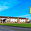 Super 8 by Wyndham Oelwein