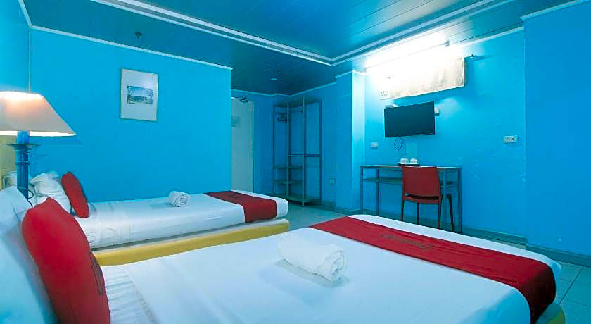 RedDoorz Plus near UV Mandaue Cebu