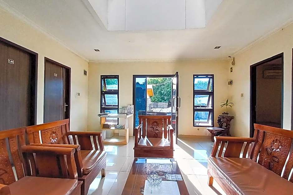 D Cost 19 Syariah Mitra RedDoorz