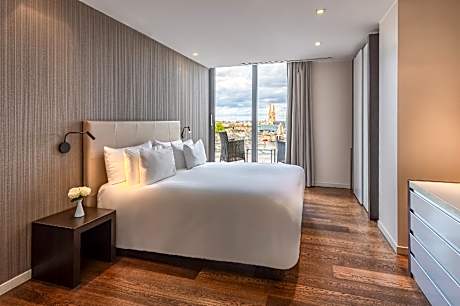 Junior View Suite with Terrace (3 adults)