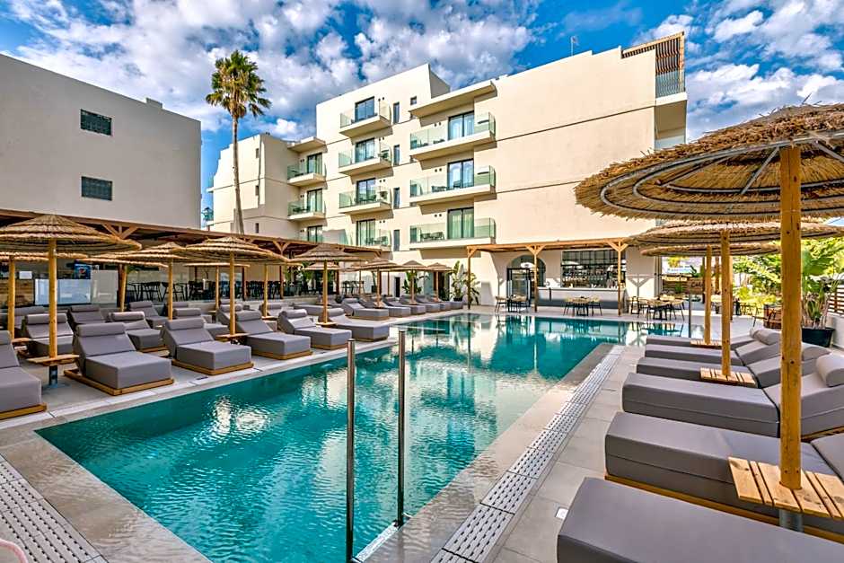 Cabana Blu Hotel & Suites