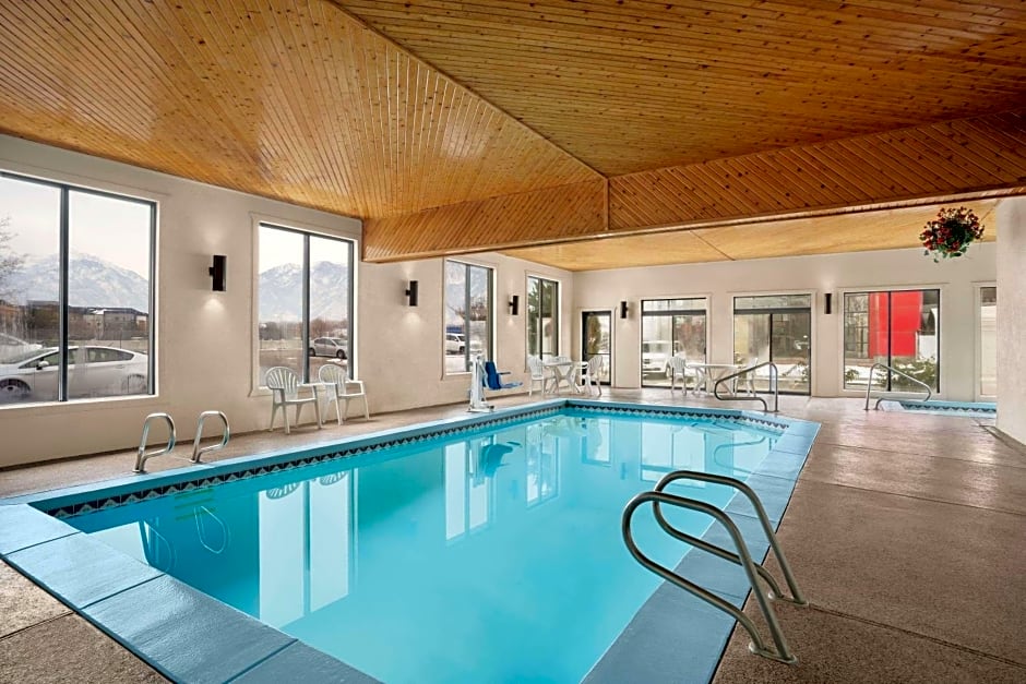 Super 8 by Wyndham S Jordan/Sandy/Slc Area