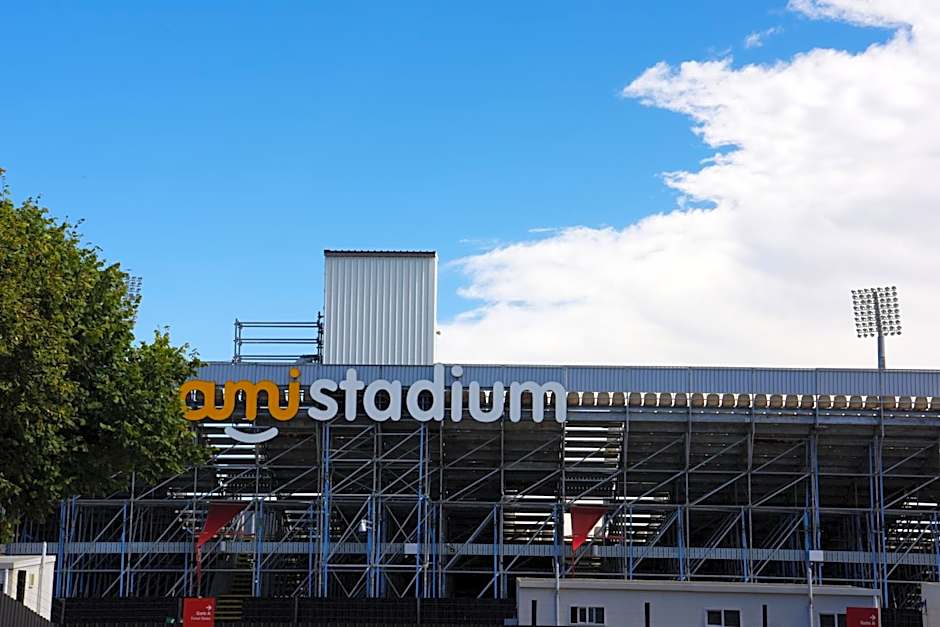 Addington Stadium Motel