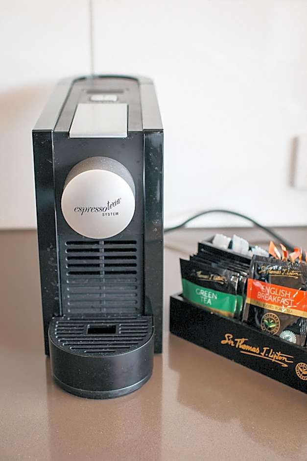 Quality Suites Banksia Gardens WA