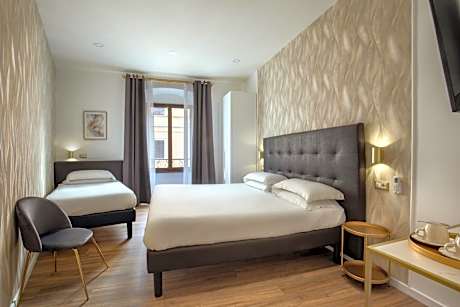 Triple Room