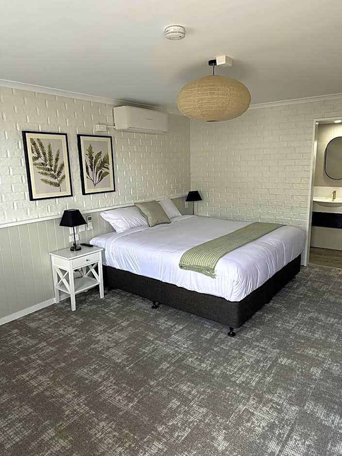 The Shamrock Hotel