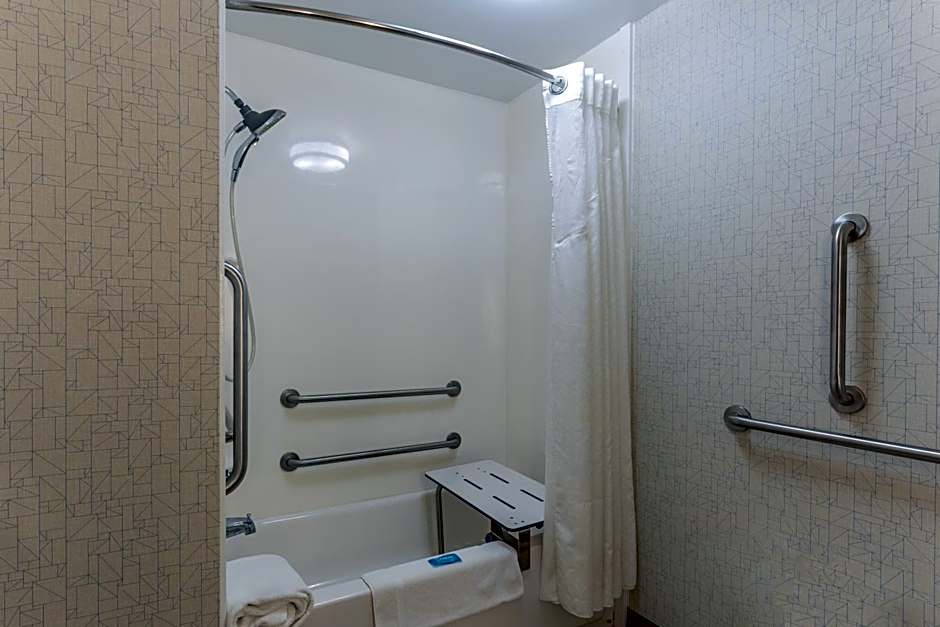 Holiday Inn Express Indianapolis Southeast Hotel By IHG