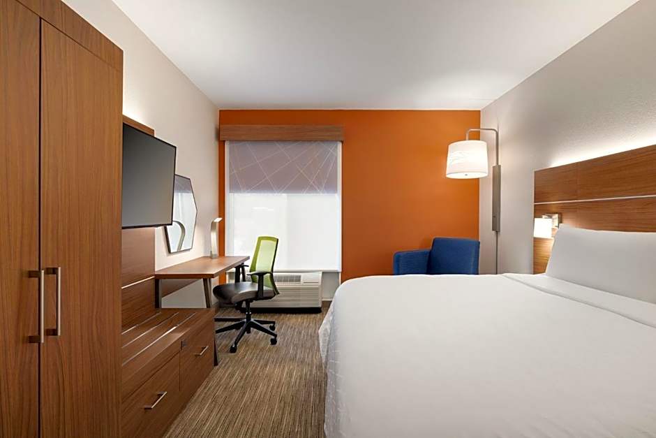 Holiday Inn Express Hotel & Suites Opelika Auburn By IHG