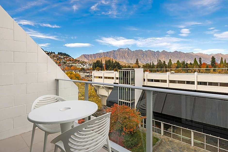 Crowne Plaza Queenstown By IHG