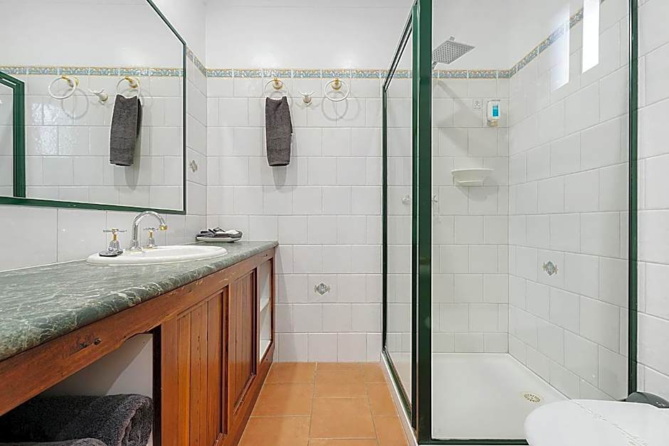 Georgian Motor Lodge