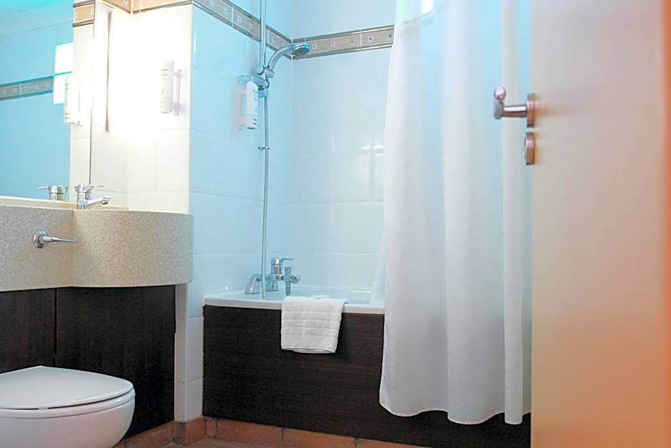 Holiday Inn A55 Chester West By IHG