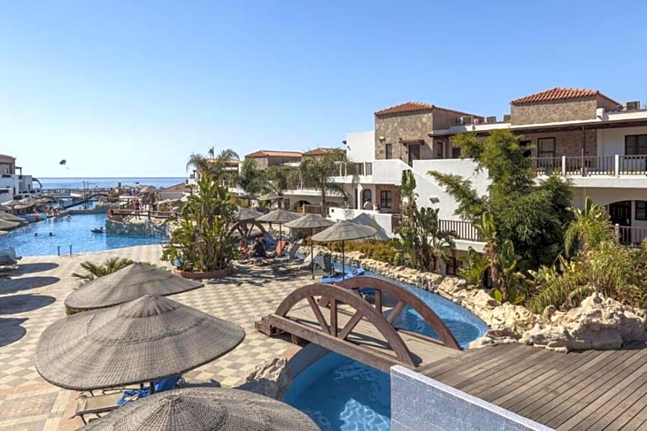 Costa Lindia Beach Hotel