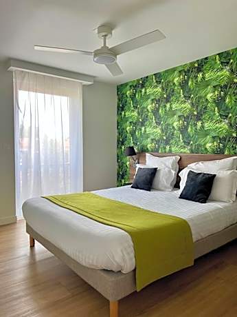 ATHOME RESIDENCE ET SPA