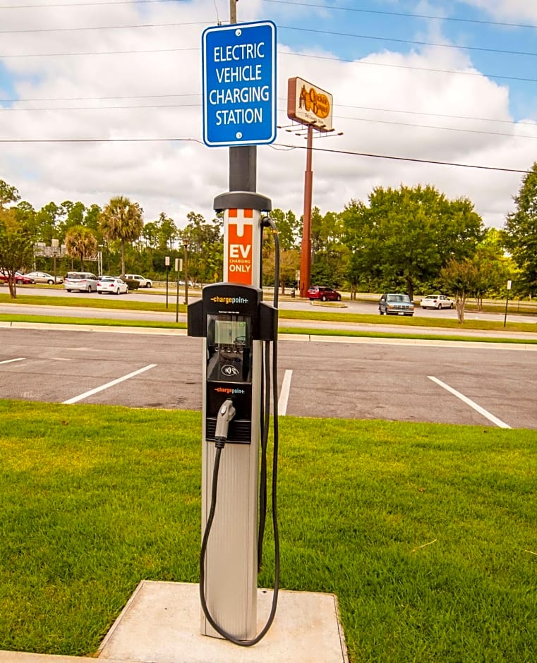 Hampton Inn By Hilton & Suites Pensacola/I-10 Pine Forest Road