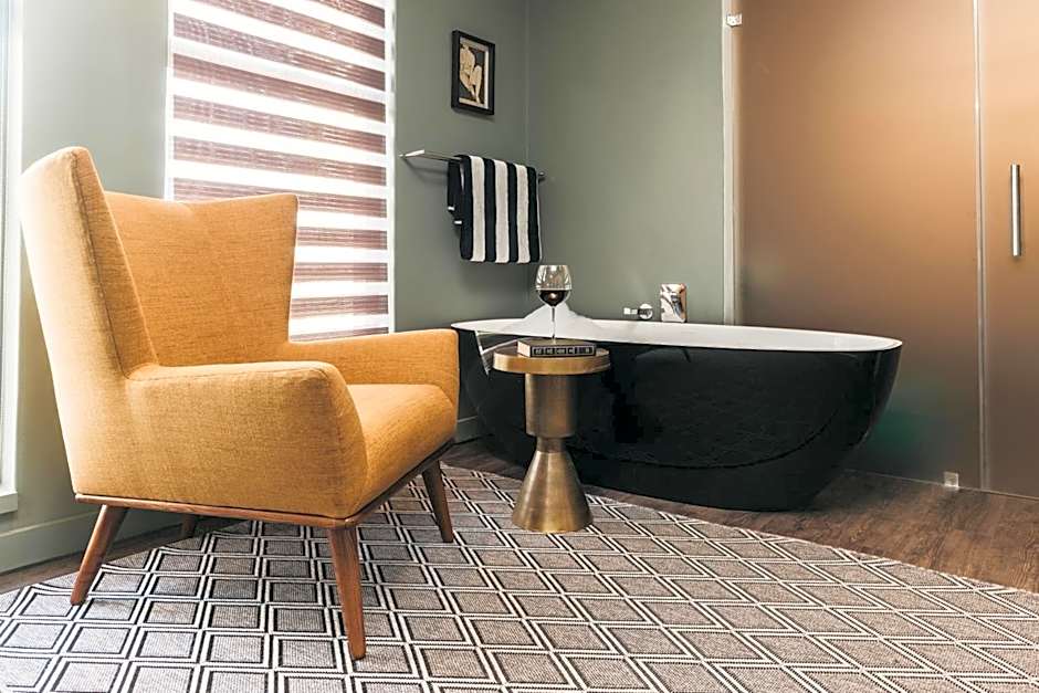 The Feather Hill Boutique Hotel