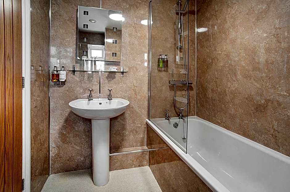 The Twice Brewed Inn