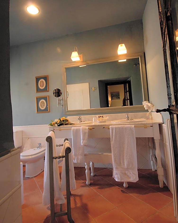 Hotel Caserío de Lobones
