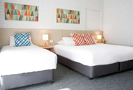 Nightcap at Archer Hotel