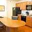 Candlewood Suites Springfield By IHG
