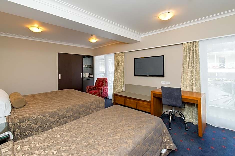 Discovery Settlers Hotel