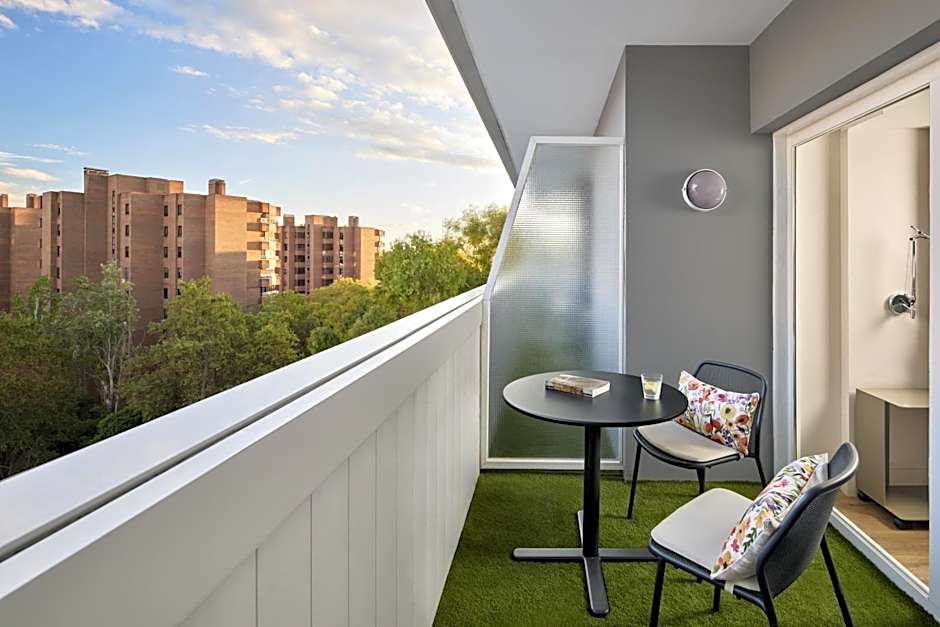 NH Paseo De La Habana