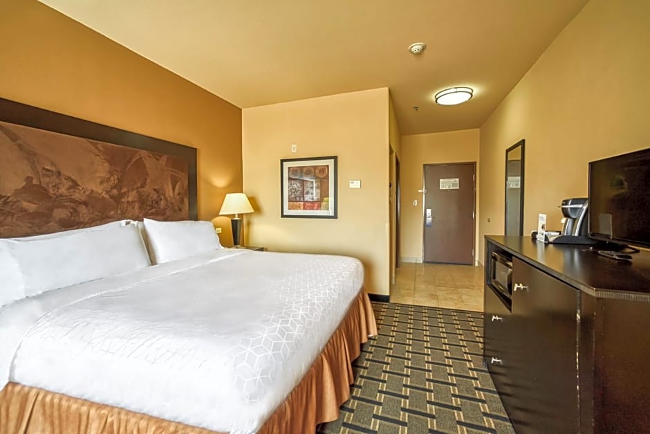 Holiday Inn Express and Suites Beeville