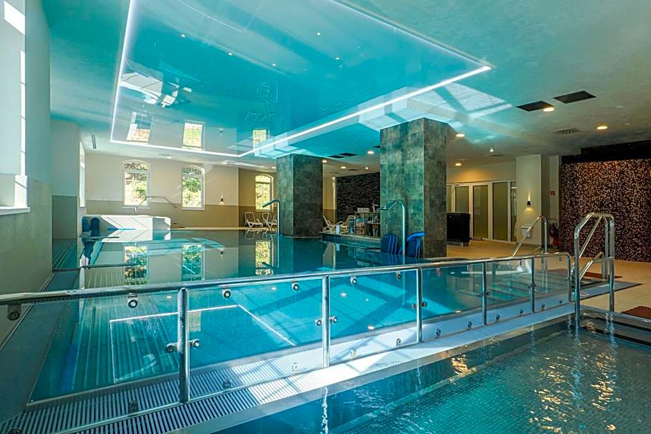 Dom zdravia - KÚPELE PIENINY