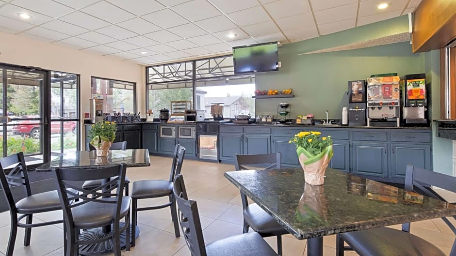 Best Western Alpenglo Lodge