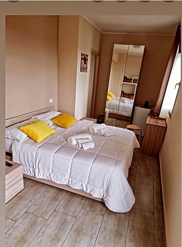 Martina Paradise B&B – Nicolosi, CA