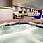 La Quinta Inn & Suites by Wyndham Clifton Park