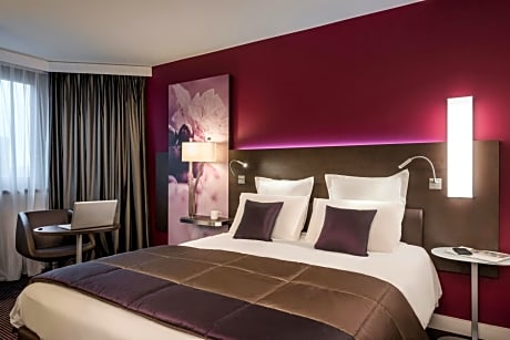 2 Adjoining Double Rooms